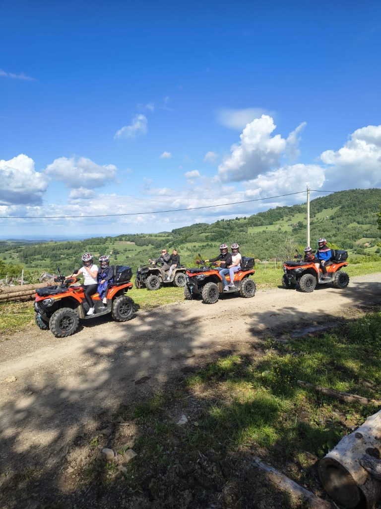 Drumetie cu ATV-ul